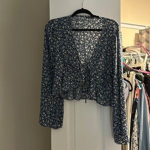 Light summer top. blue with flowers.